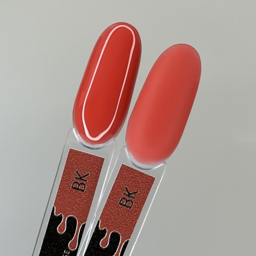 Камуфлирующая база «Kiss»