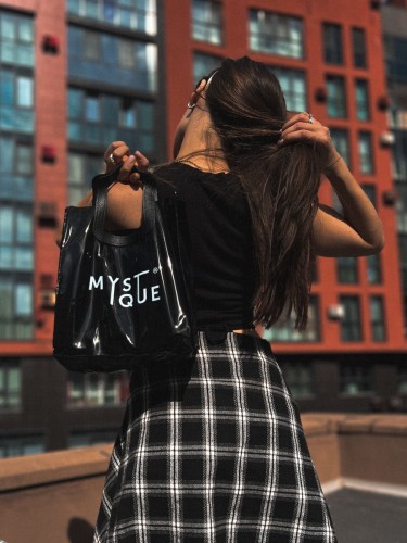 Фирменный шоппер Mystique™