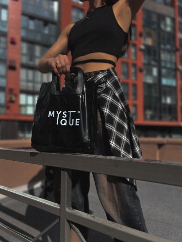 Фирменный шоппер Mystique™